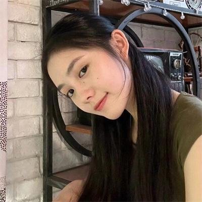 查理咬我手指